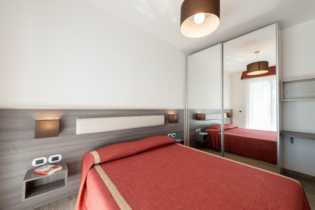 Boca Marina Aparthotel Alba Adriatica Exterior foto